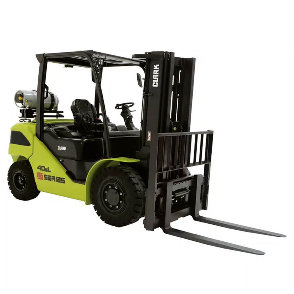 Forklift unloading commercial goods from a lorry in Tring